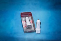 Автомобильный USB адаптер REMAX 2 in 1, 2.1A в упаковке